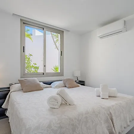 Caterina, Luxury With Heated Pool Ocean View In Adeje, Tenerife *