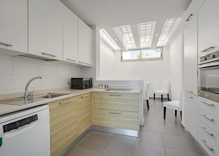 Caterina, Luxury With Heated Pool Ocean View In Adeje, Tenerife Villa