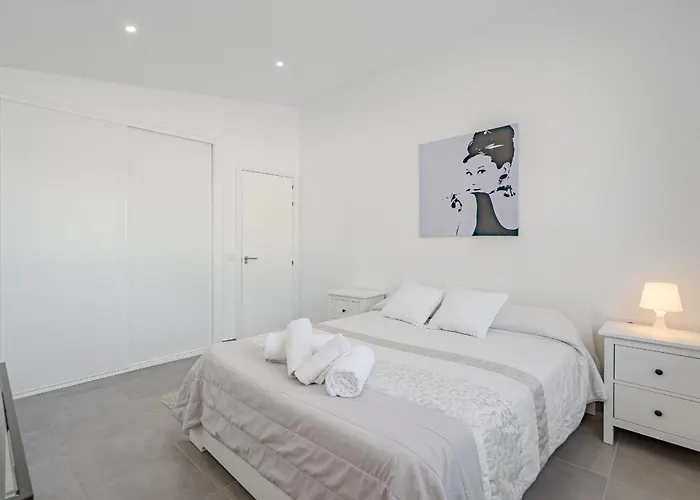 Caterina, Luxury With Heated Pool Ocean View In Adeje, Tenerife