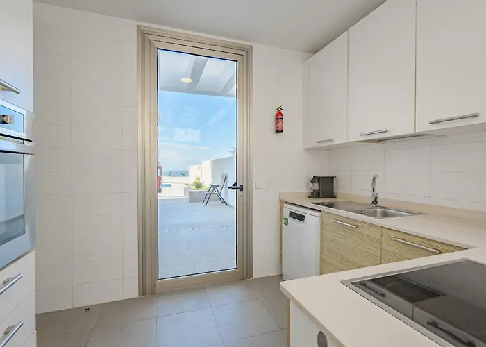 Caterina, Luxury With Heated Pool Ocean View In Adeje, Tenerife